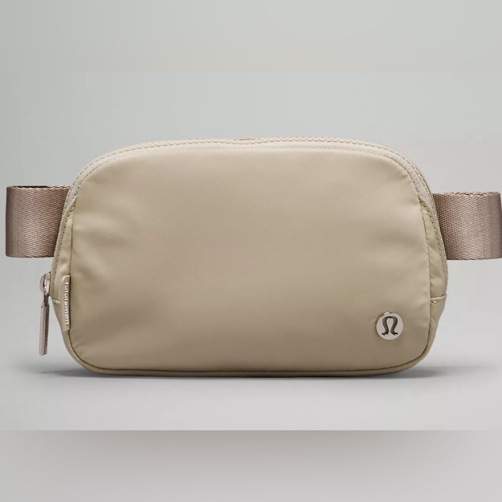 Lululemon Everywhere Belt Bag Raw Linen Drop